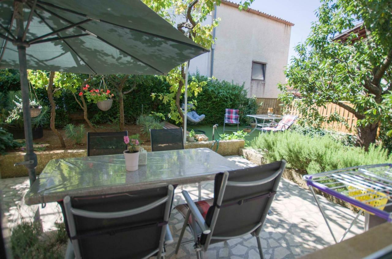 "Andrija" Apartmen'S Banjole Exterior photo